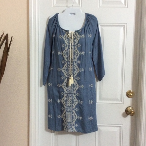 Chic Connection Dresses & Skirts - New Chic Connection Blue Peasant Dress Size M